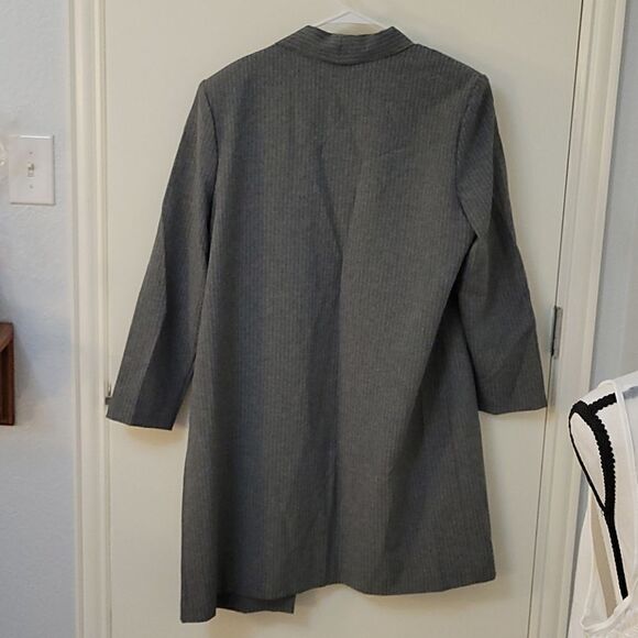 Vtg MISS DORBY Gray Trendy Pinstripe Open Front Topper Duster Blazer - Picture 3 of 7